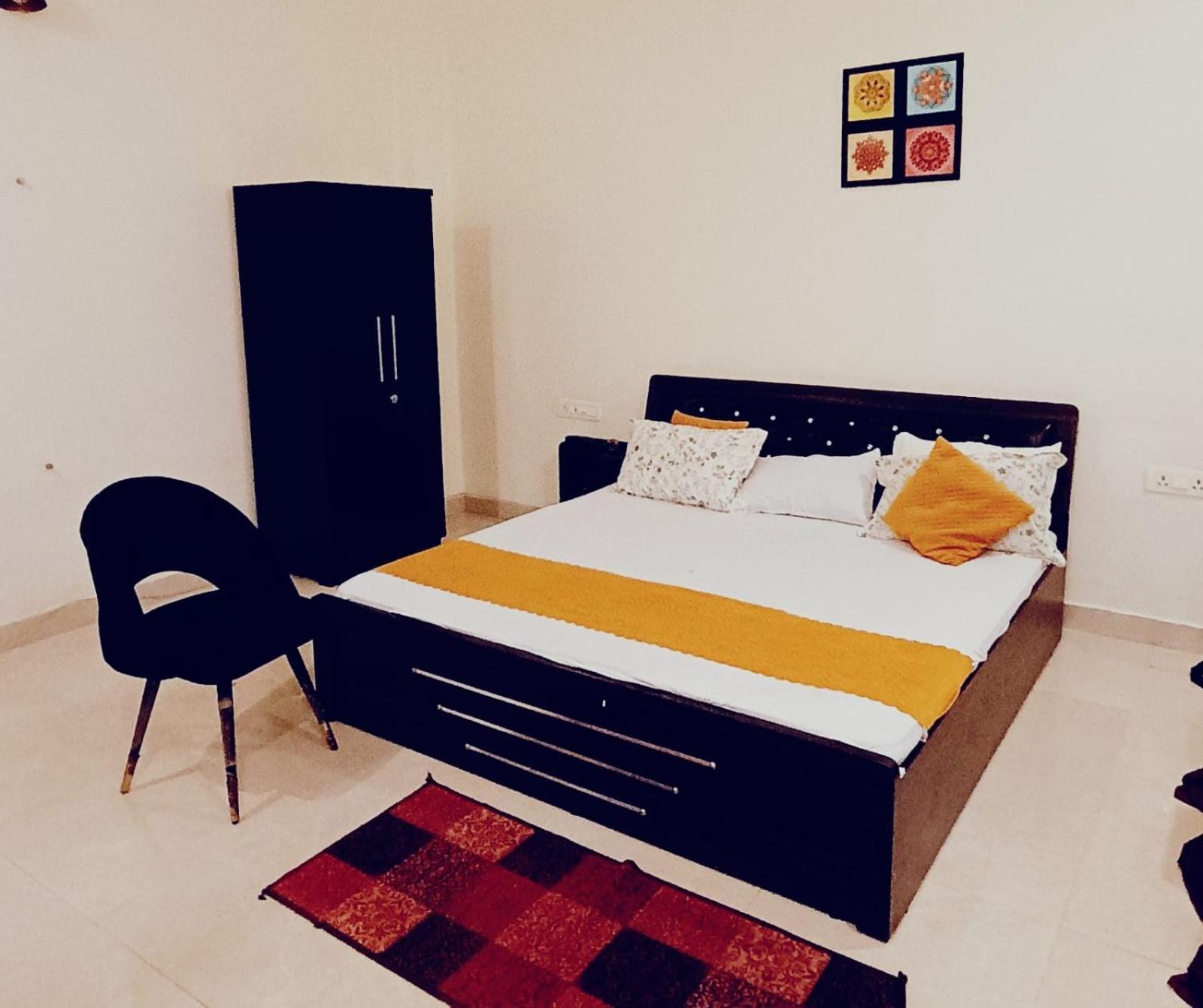 Two Bhk Abode In Golf City Lucknow Exterior photo